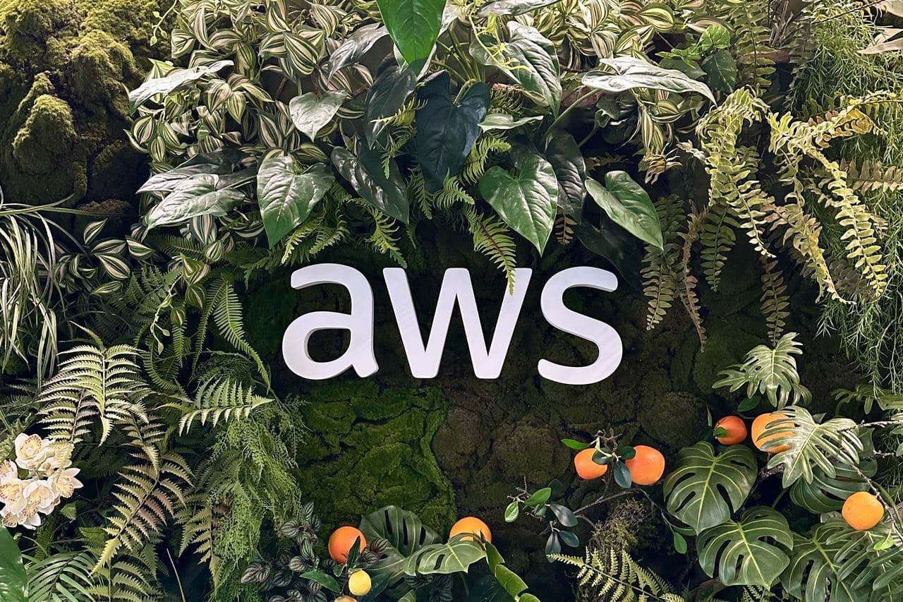 AWS 코리아 본사 로비